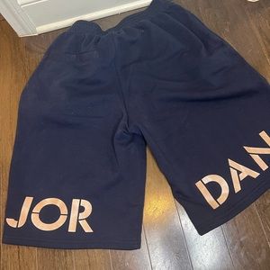 Mens Jordan basketball shorts size medium